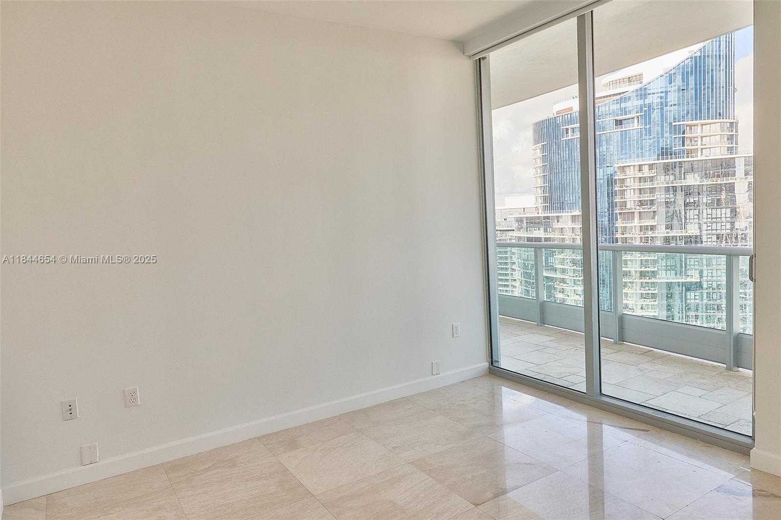 Small Image of 900 BISCAYNE BLVD #5601, Miami Number 9