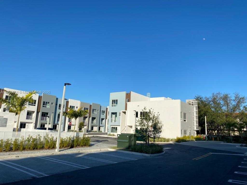 Small Image of 2561 NORTH EAST 193RD ST #1202, Miami Number 15