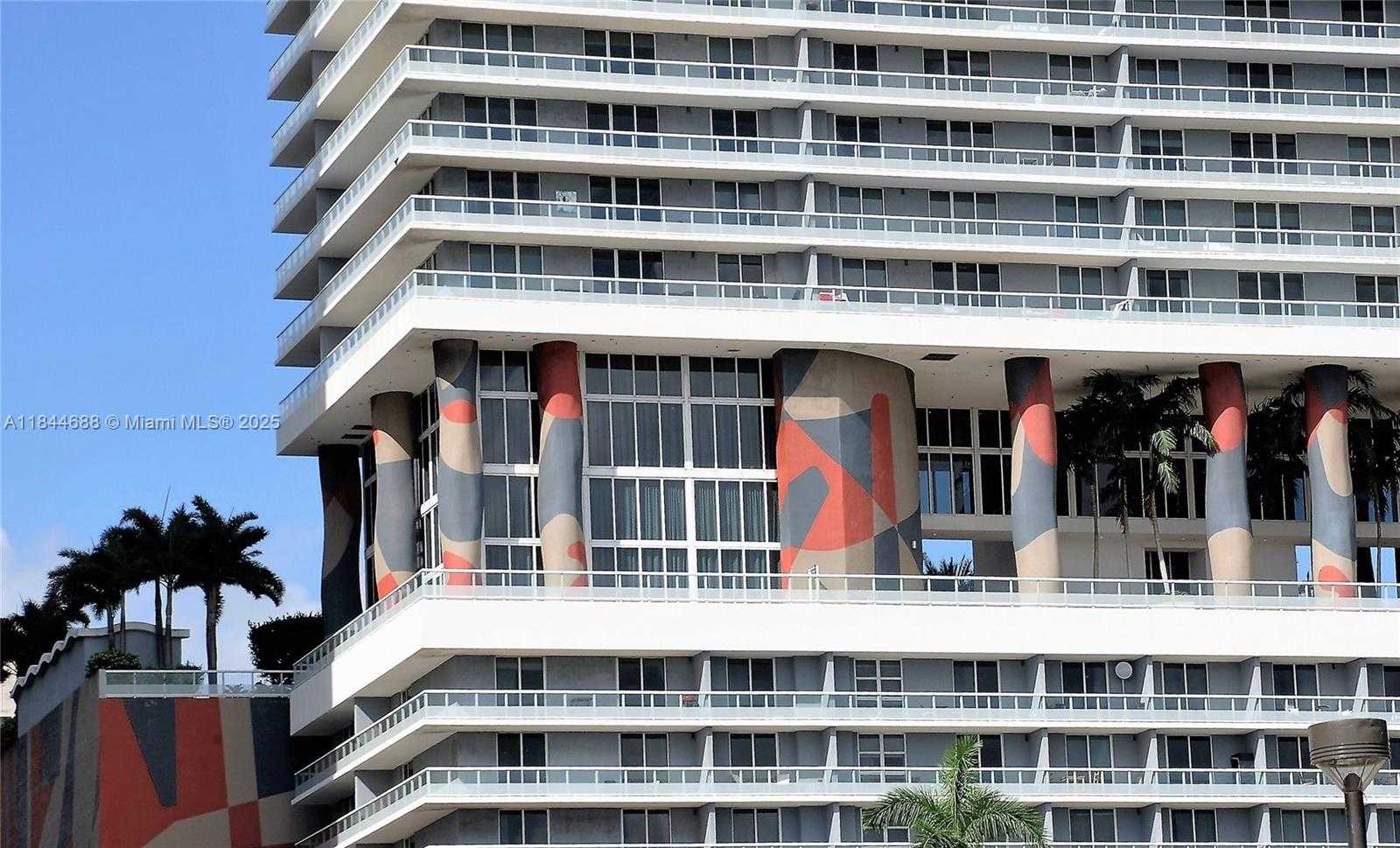 Small Image of 50 BISCAYNE BLVD #3209, Miami Number 14