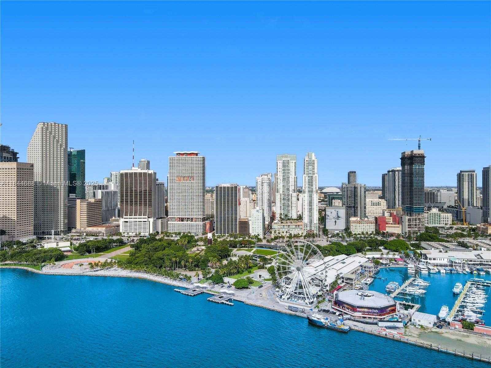 Small Image of 50 BISCAYNE BLVD #3209, Miami Number 18