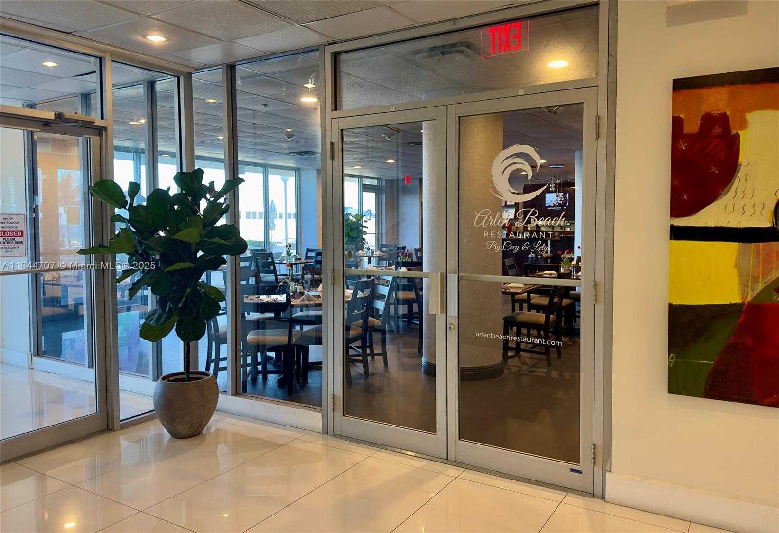 Small Image of 5701 COLLINS AVE #1509, Miami Beach Number 26
