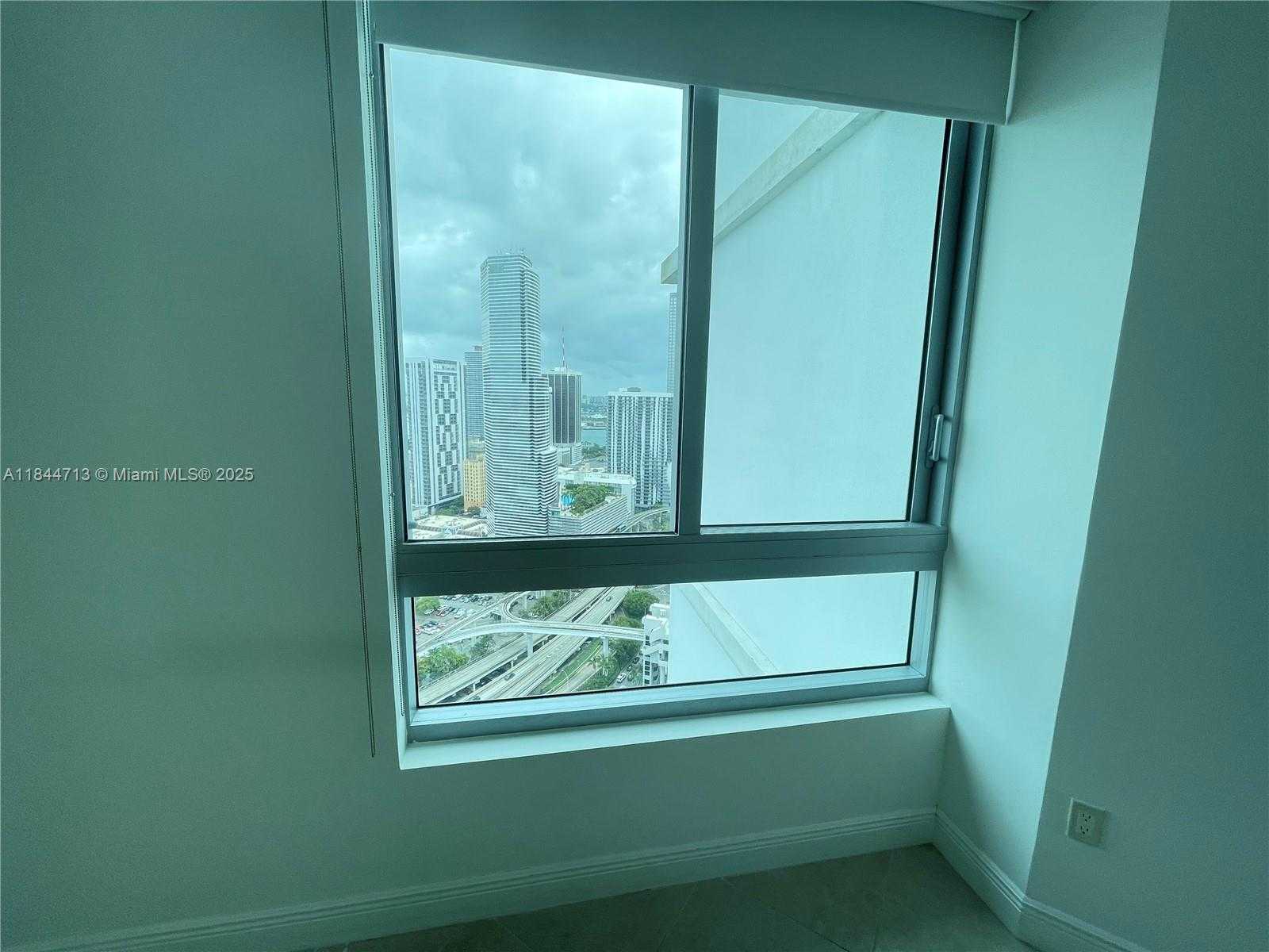 Small Image of 350 SOUTH MIAMI AVE #3709, Miami Number 18