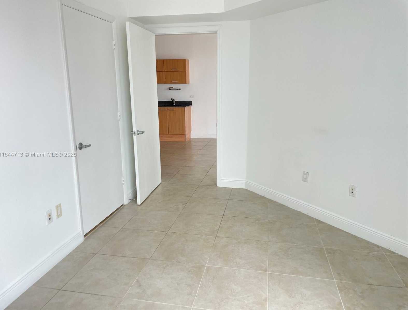 Small Image of 350 SOUTH MIAMI AVE #3709, Miami Number 20