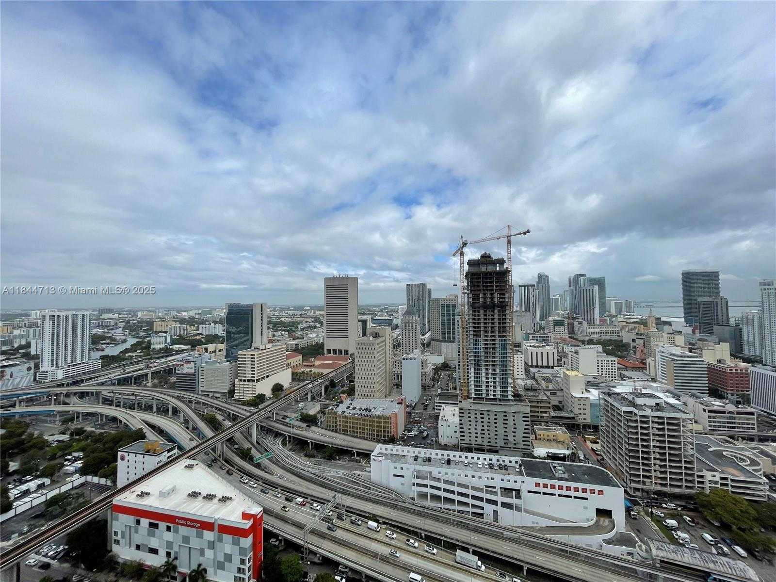 Small Image of 350 SOUTH MIAMI AVE #3709, Miami Number 27