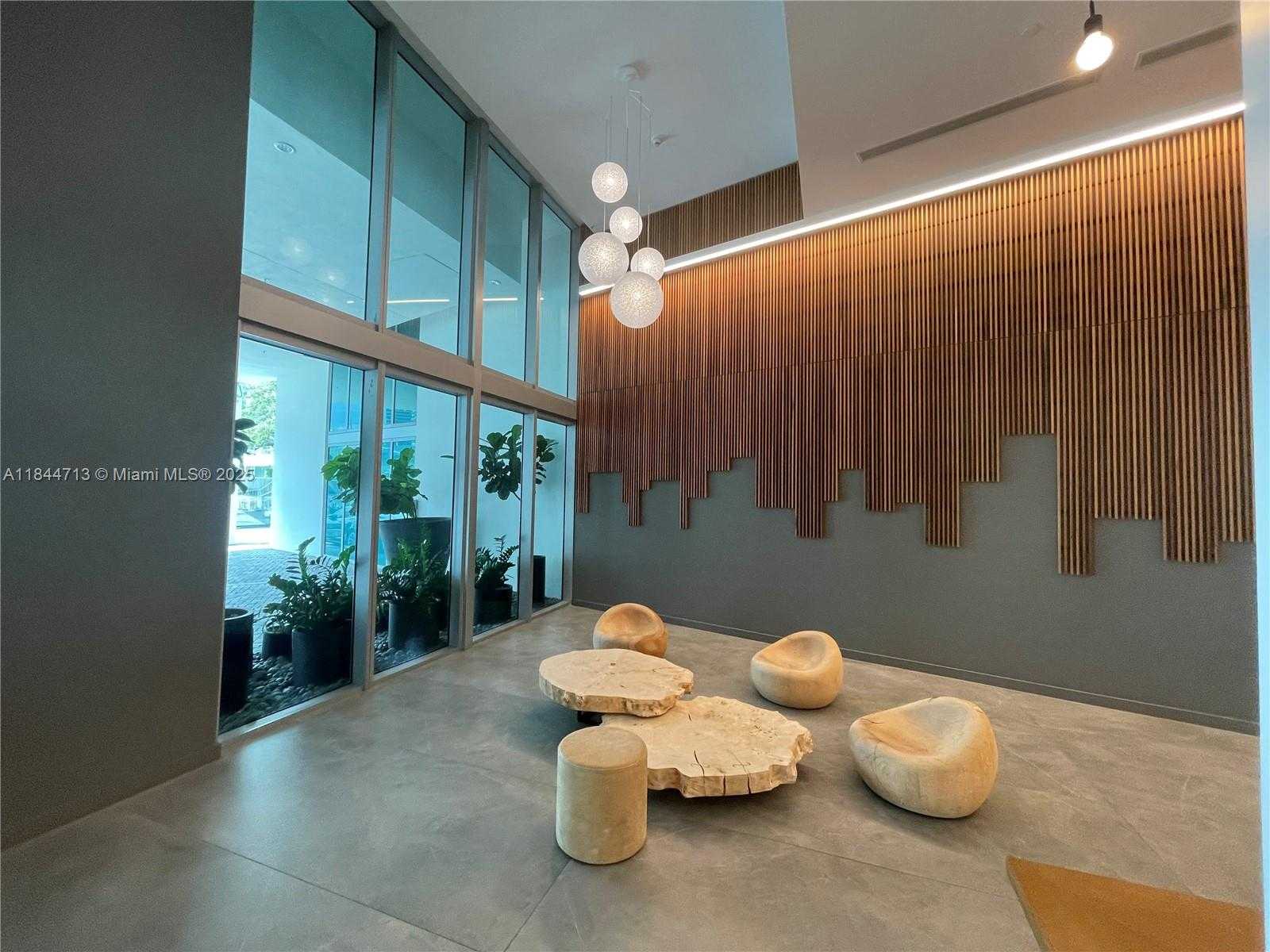 Small Image of 350 SOUTH MIAMI AVE #3709, Miami Number 3