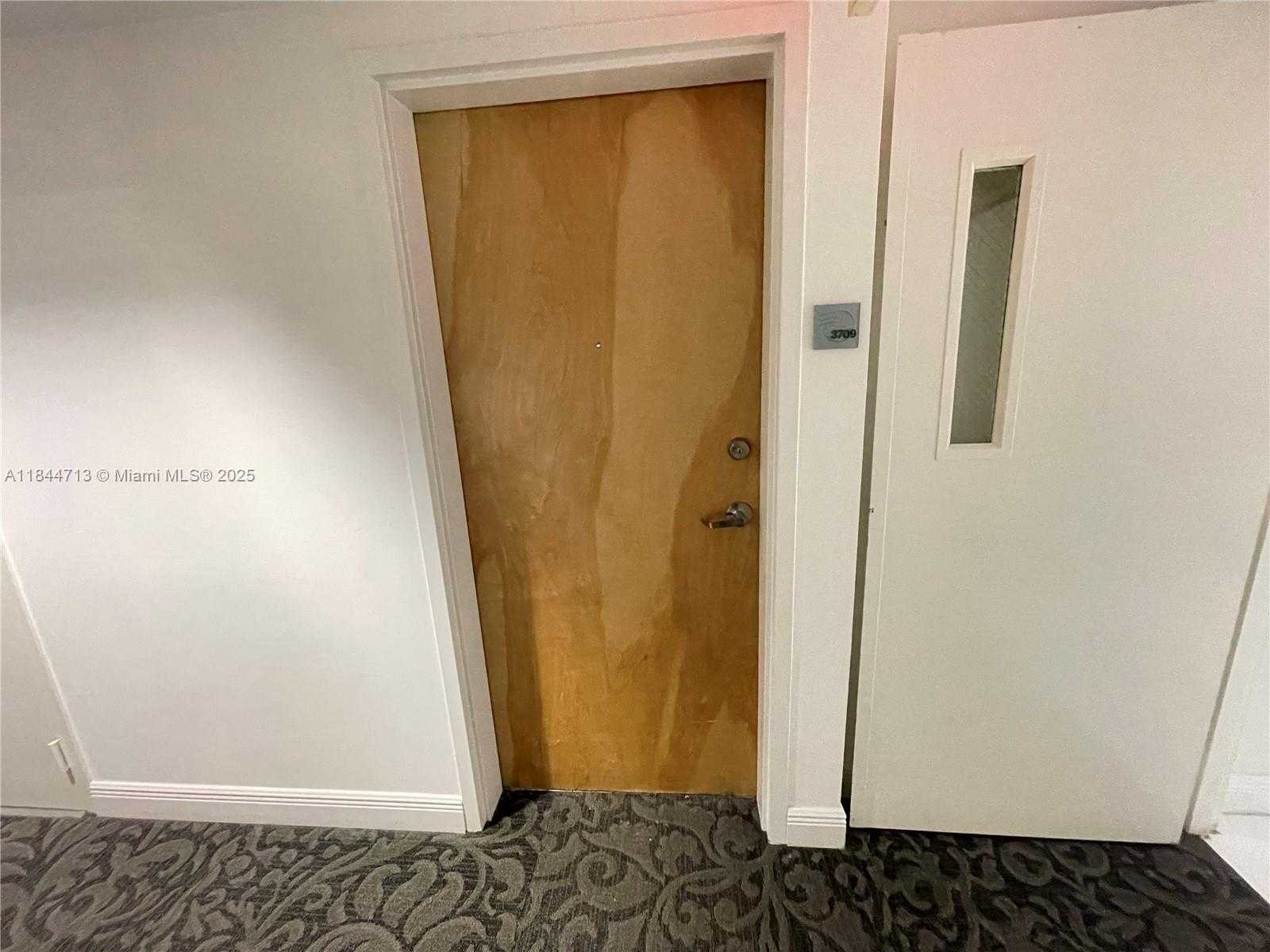 Small Image of 350 SOUTH MIAMI AVE #3709, Miami Number 30