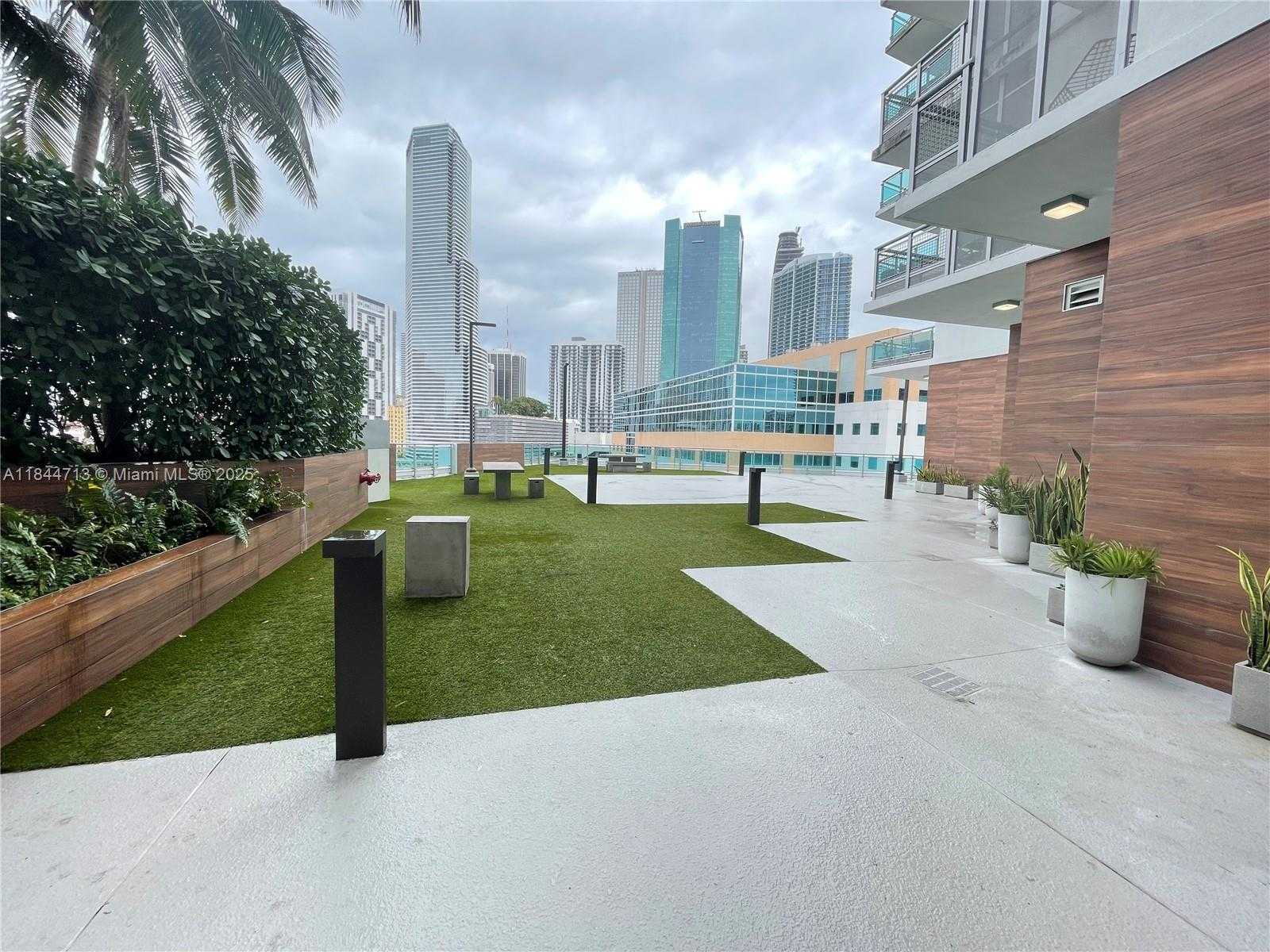 Small Image of 350 SOUTH MIAMI AVE #3709, Miami Number 47