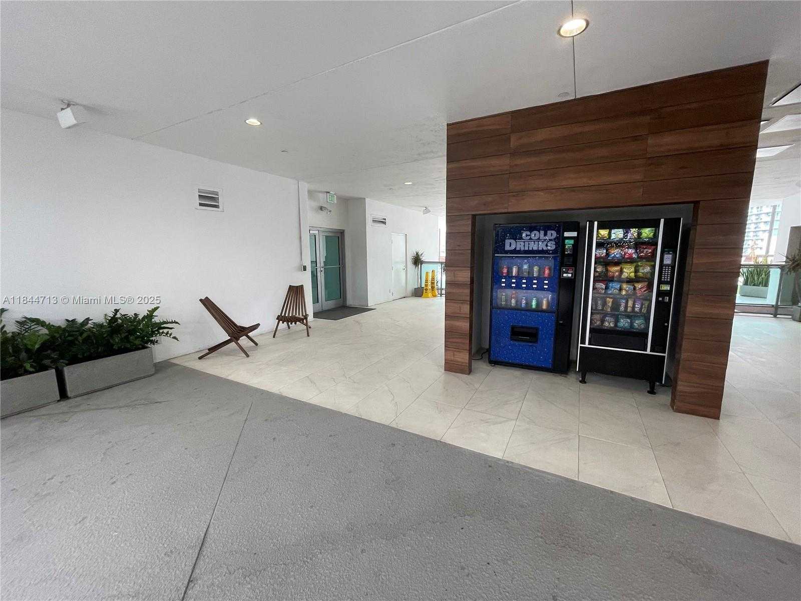 Small Image of 350 SOUTH MIAMI AVE #3709, Miami Number 50
