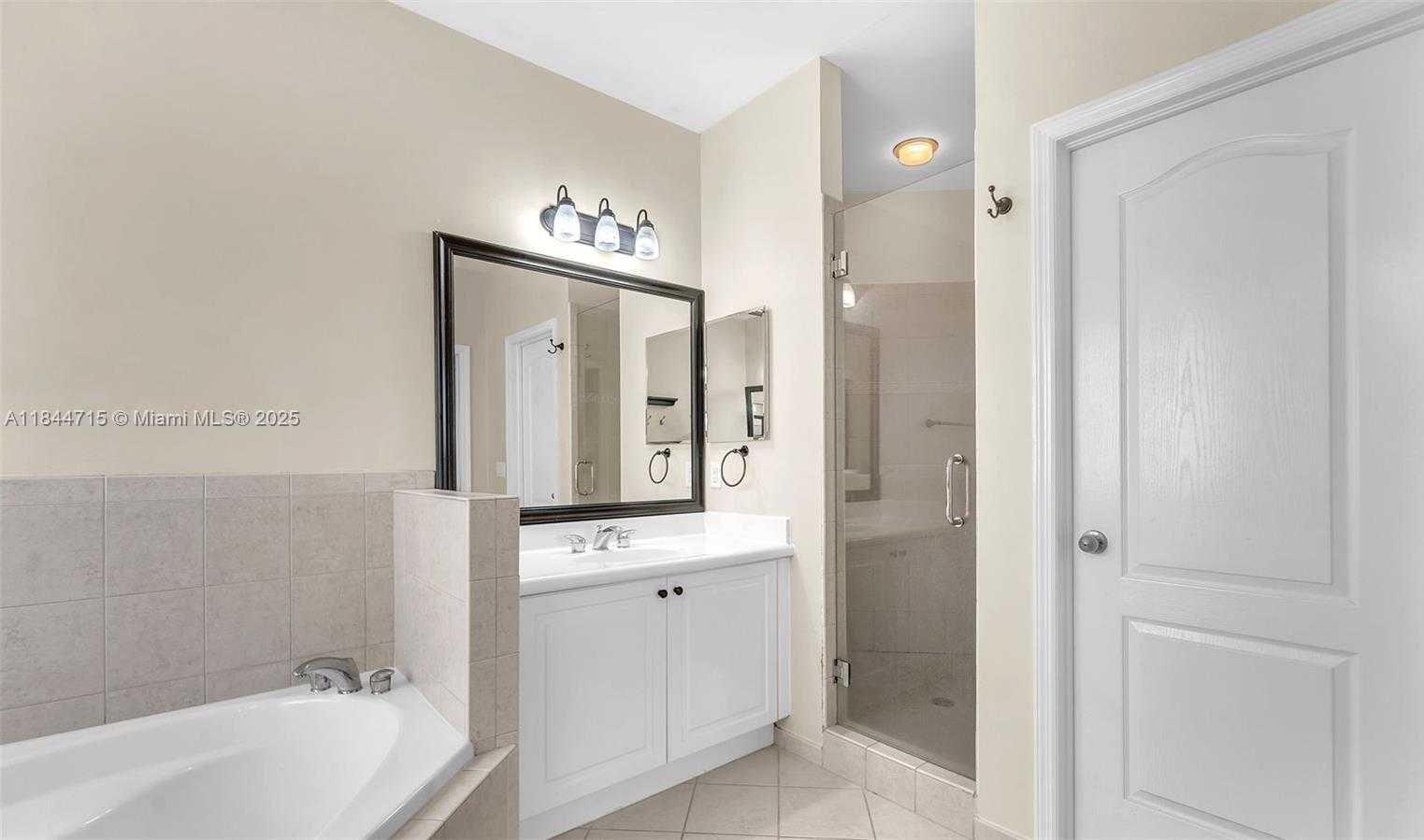 Small Image of 1438 SOUTH WEST 154TH CT #1438, Miami Number 19