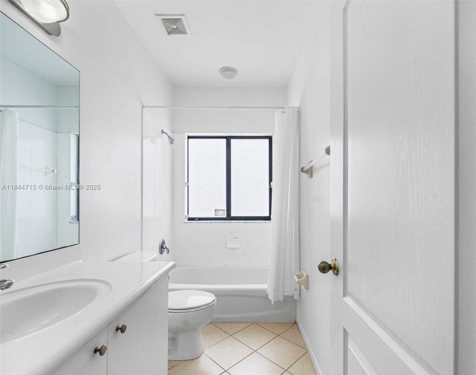 Small Image of 1438 SOUTH WEST 154TH CT #1438, Miami Number 23