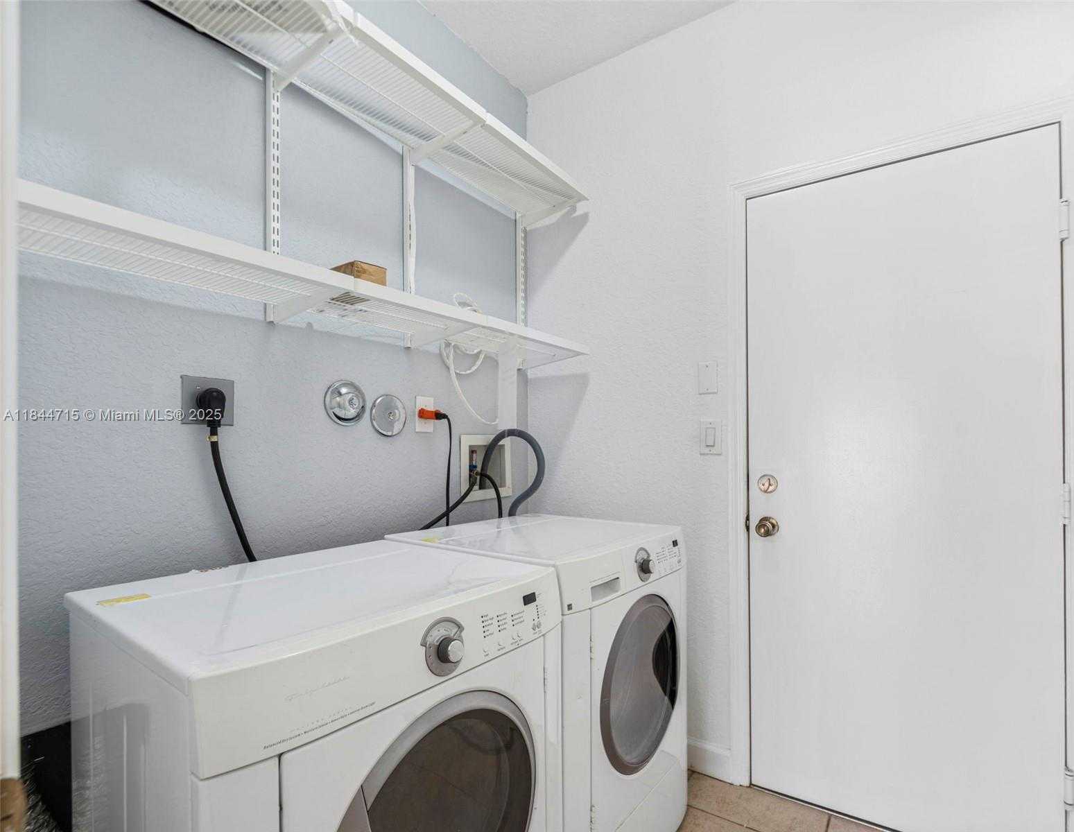 Small Image of 1438 SOUTH WEST 154TH CT #1438, Miami Number 35