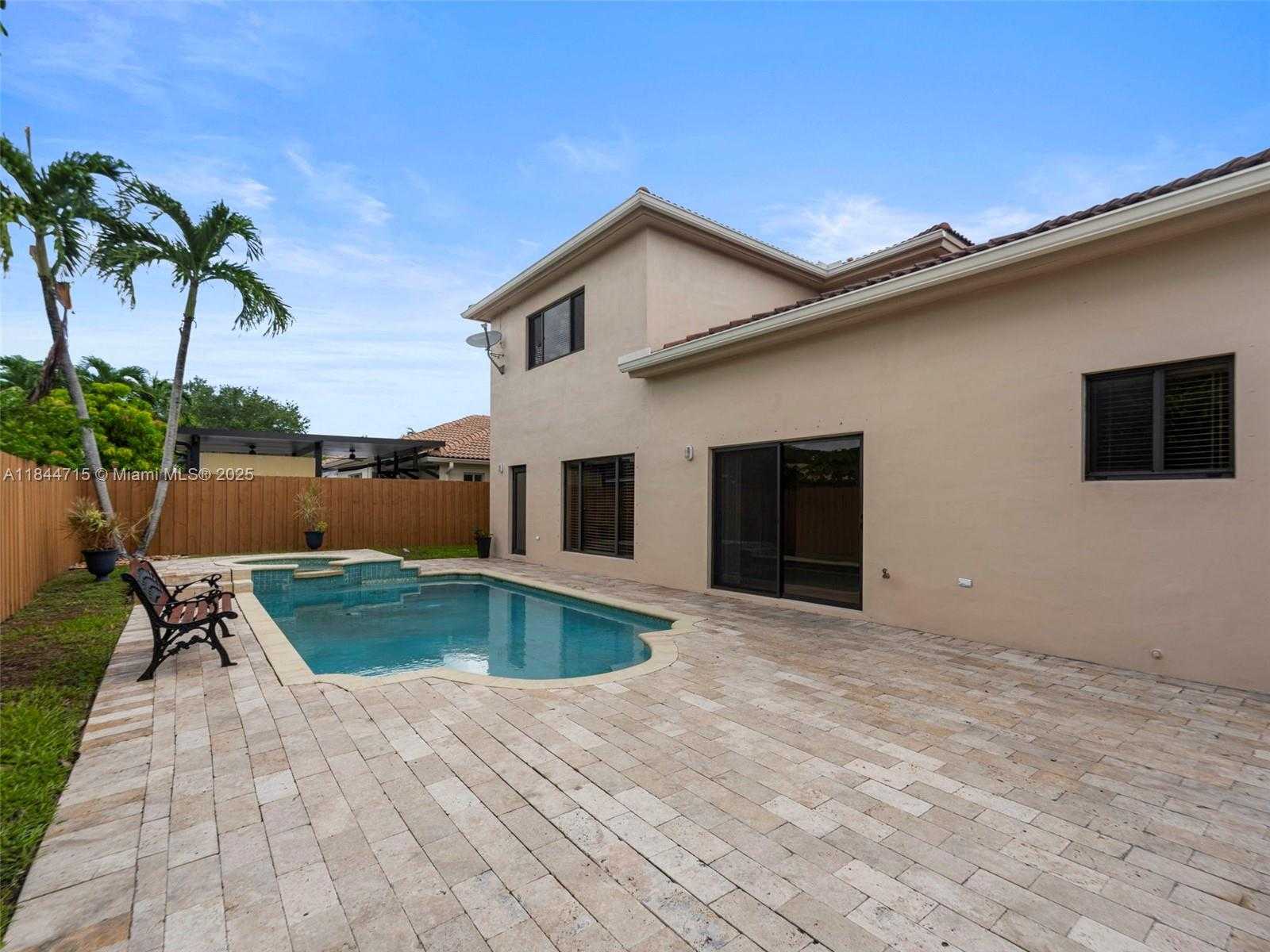 Small Image of 1438 SOUTH WEST 154TH CT #1438, Miami Number 42