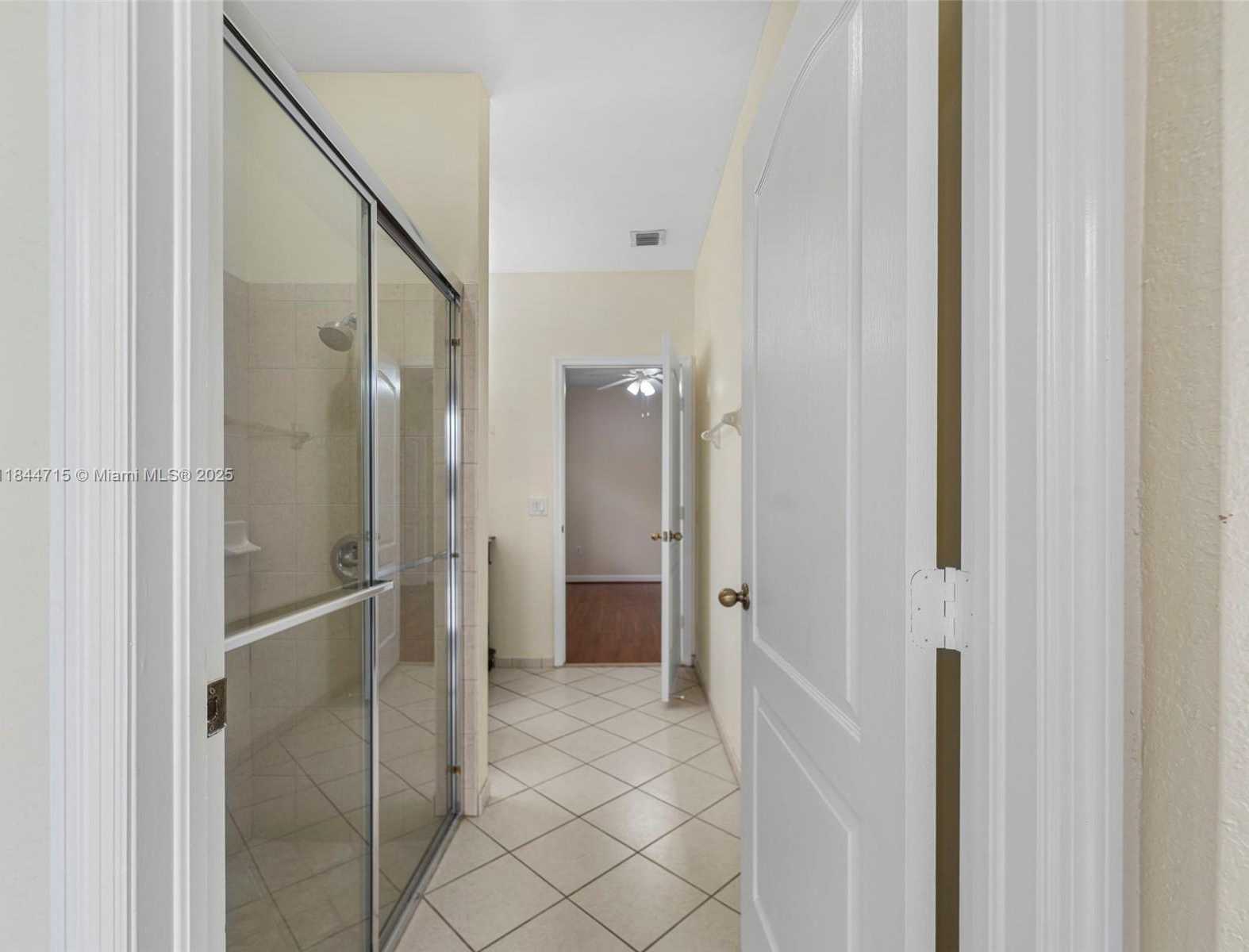 Small Image of 1438 SOUTH WEST 154TH CT #1438, Miami Number 47