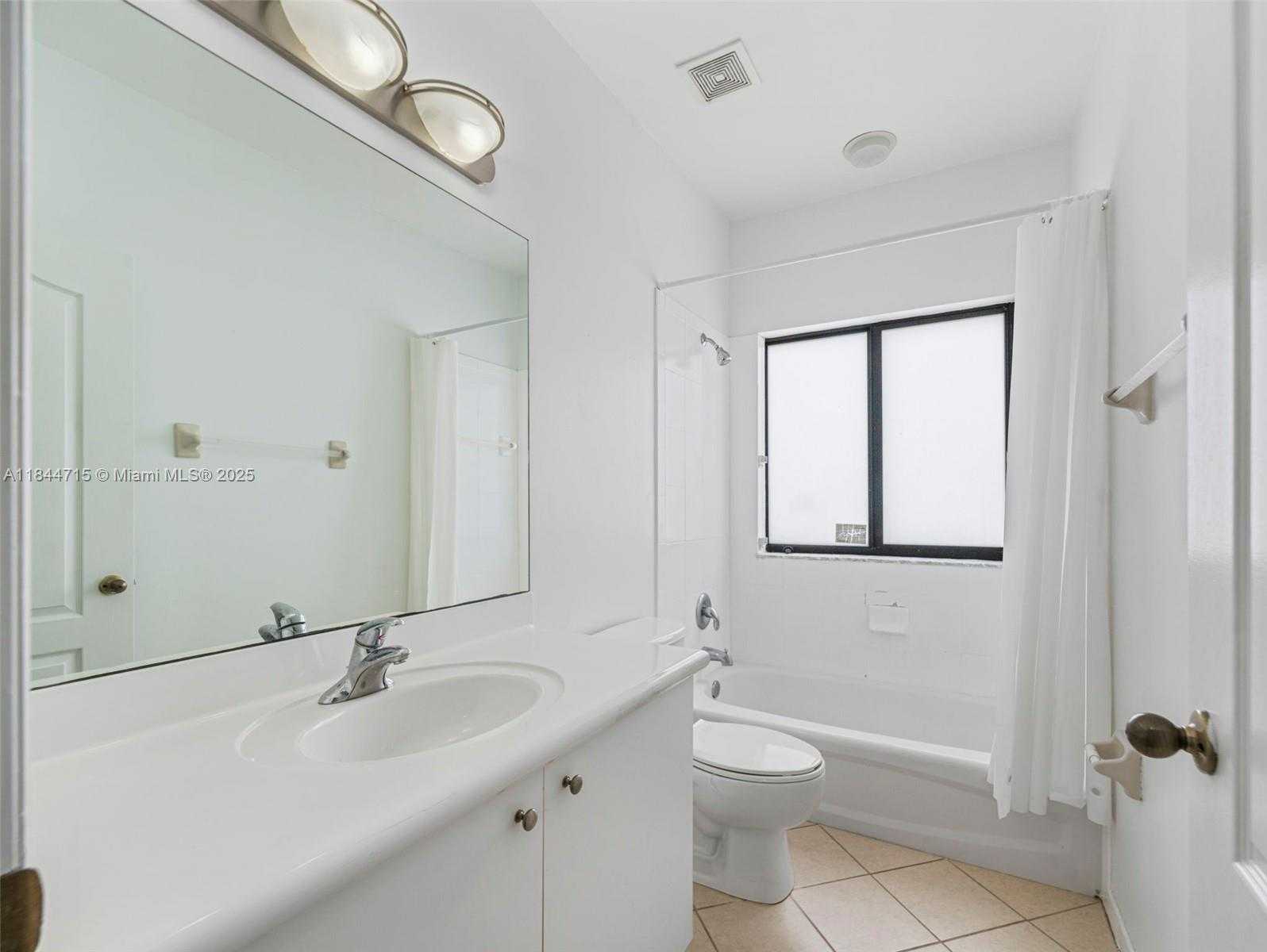 Small Image of 1438 SOUTH WEST 154TH CT #1438, Miami Number 50