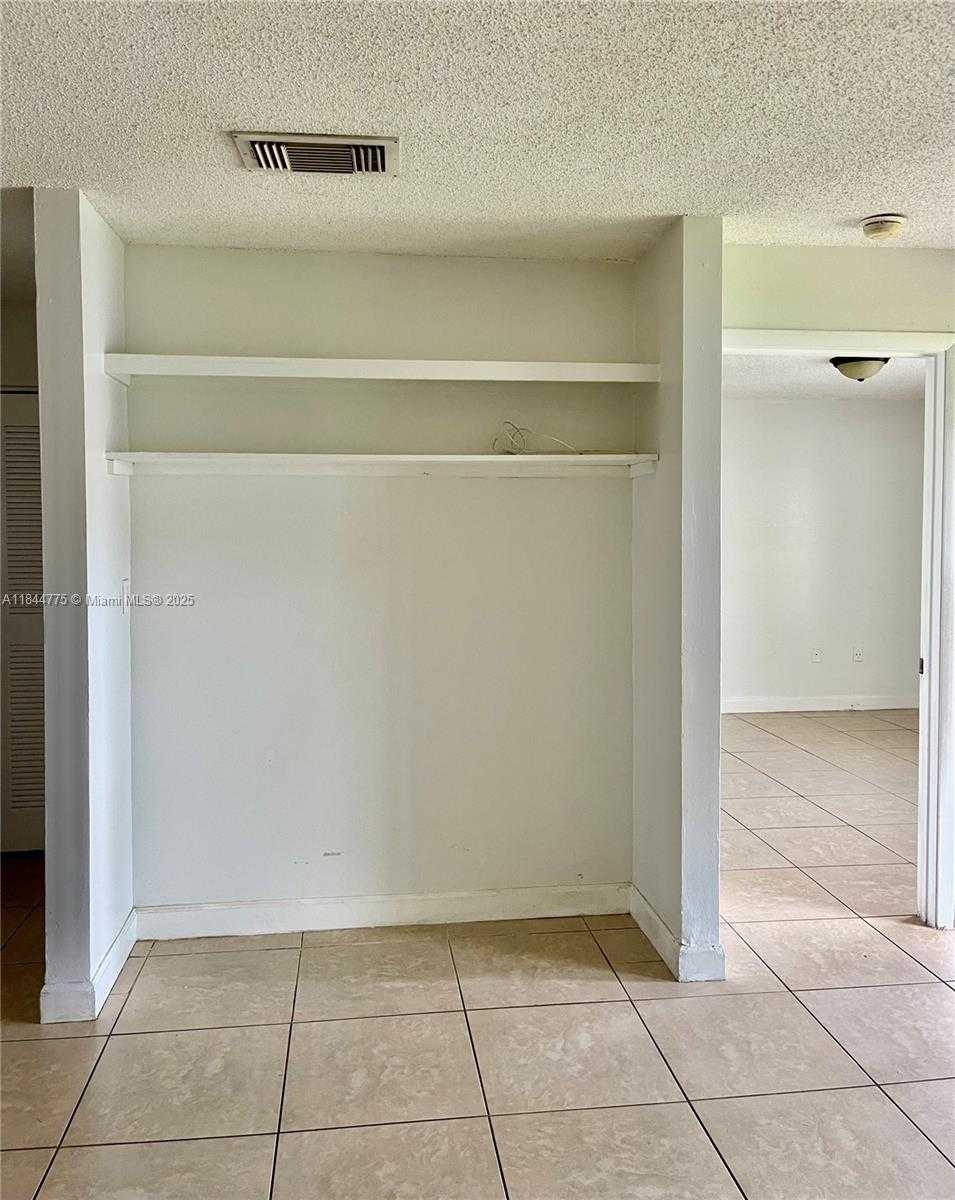 Small Image of 6725 NORTH WEST 174TH TER #E-12, Hialeah Number 5