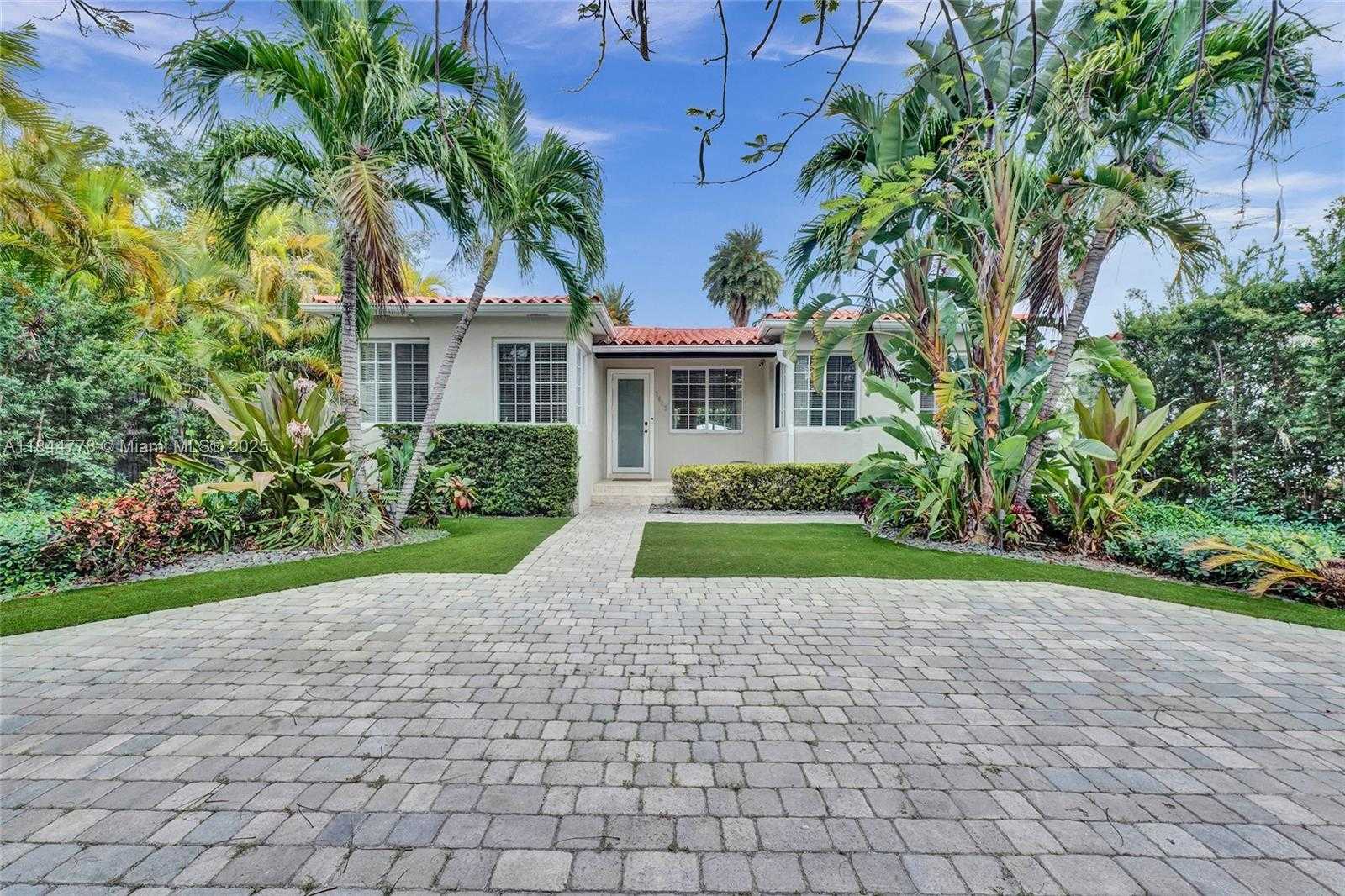 Small Image of 1443 LENOX AVE, Miami Beach Number 13