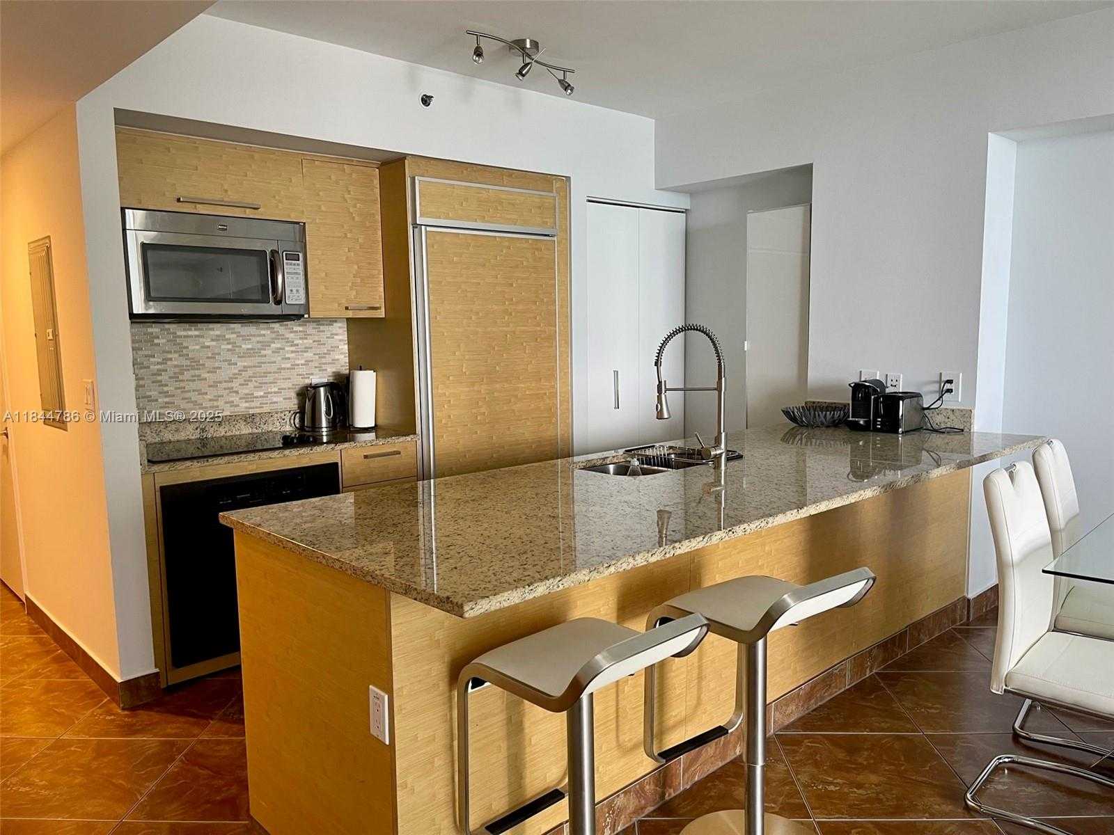 Small Image of 1830 SOUTH OCEAN DR #3009, Hallandale Beach Number 15