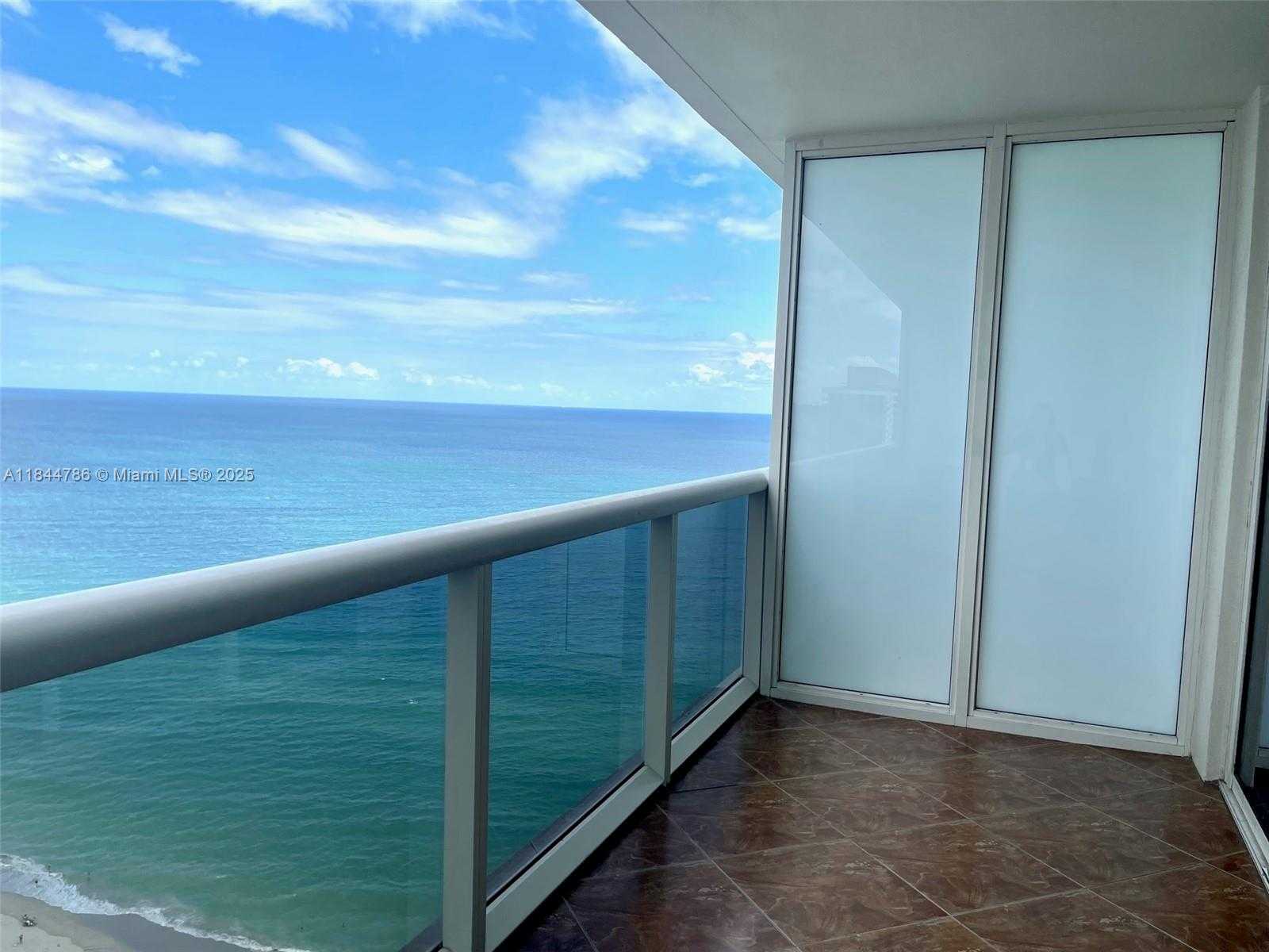 Small Image of 1830 SOUTH OCEAN DR #3009, Hallandale Beach Number 2