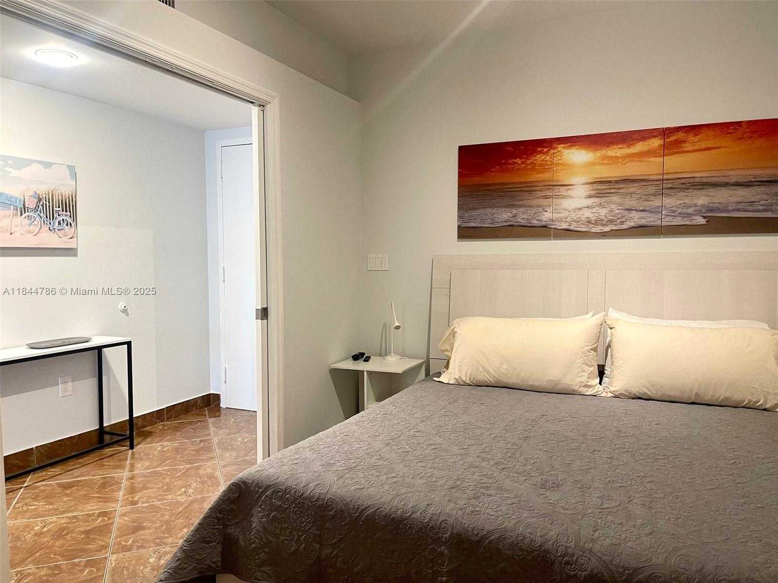 Small Image of 1830 SOUTH OCEAN DR #3009, Hallandale Beach Number 20