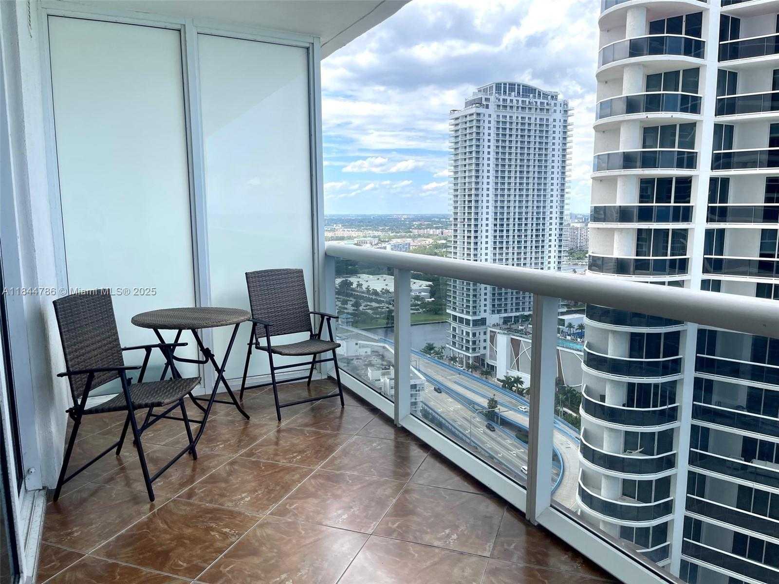 Small Image of 1830 SOUTH OCEAN DR #3009, Hallandale Beach Number 3