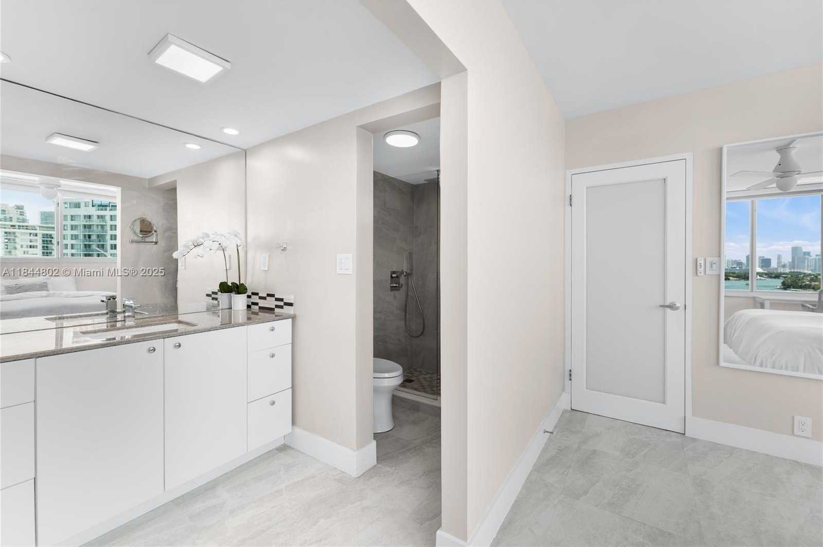 Small Image of 1200 WEST AVE #1126, Miami Beach Number 13