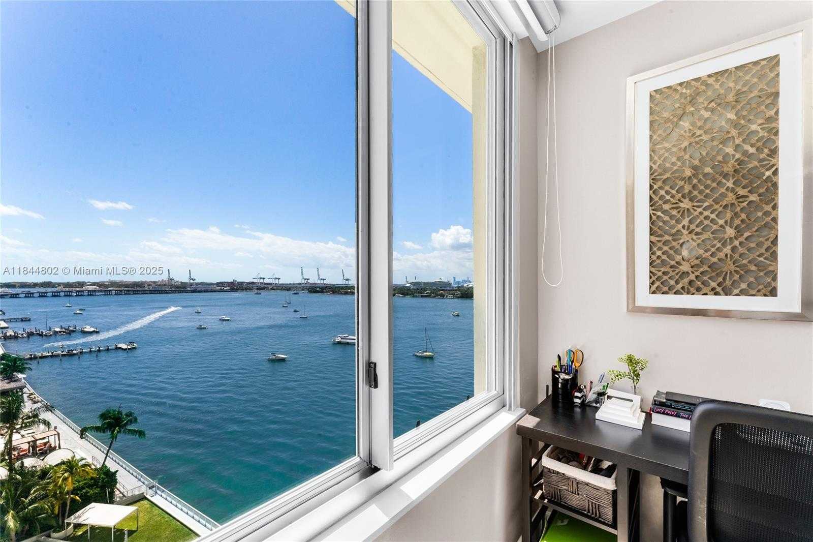 Small Image of 1200 WEST AVE #1126, Miami Beach Number 17