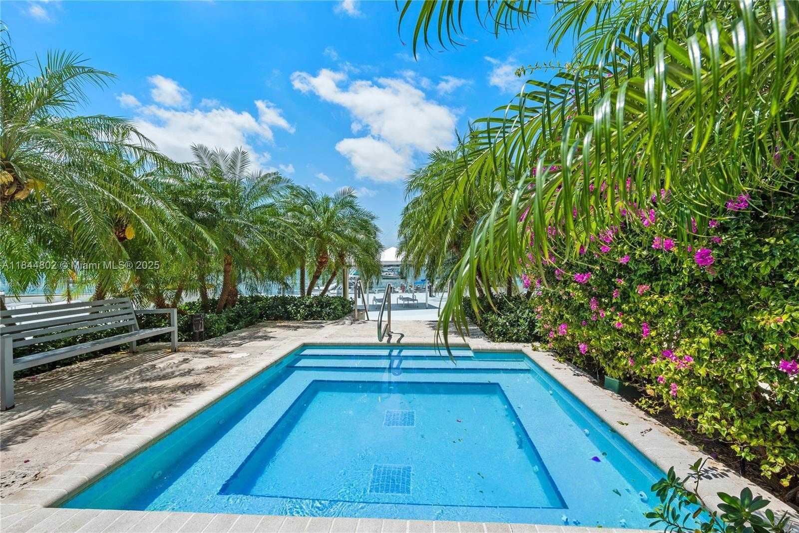 Small Image of 1200 WEST AVE #1126, Miami Beach Number 24