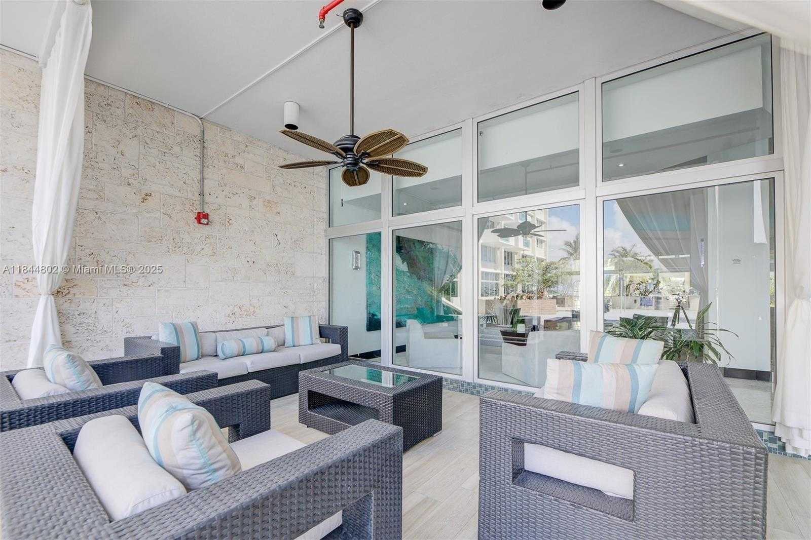 Small Image of 1200 WEST AVE #1126, Miami Beach Number 34