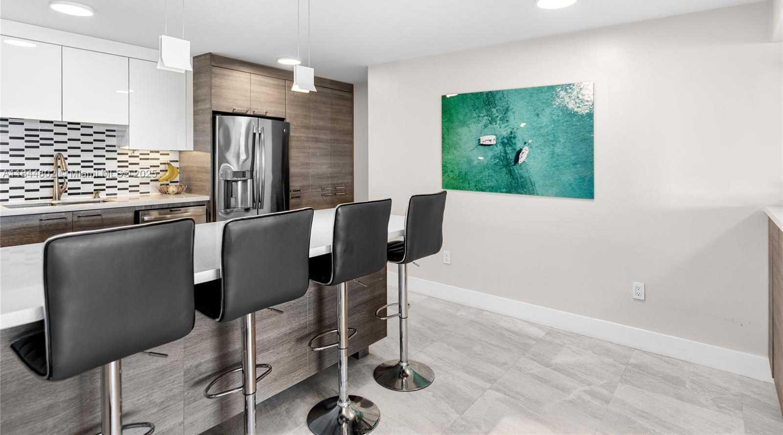 Small Image of 1200 WEST AVE #1126, Miami Beach Number 8