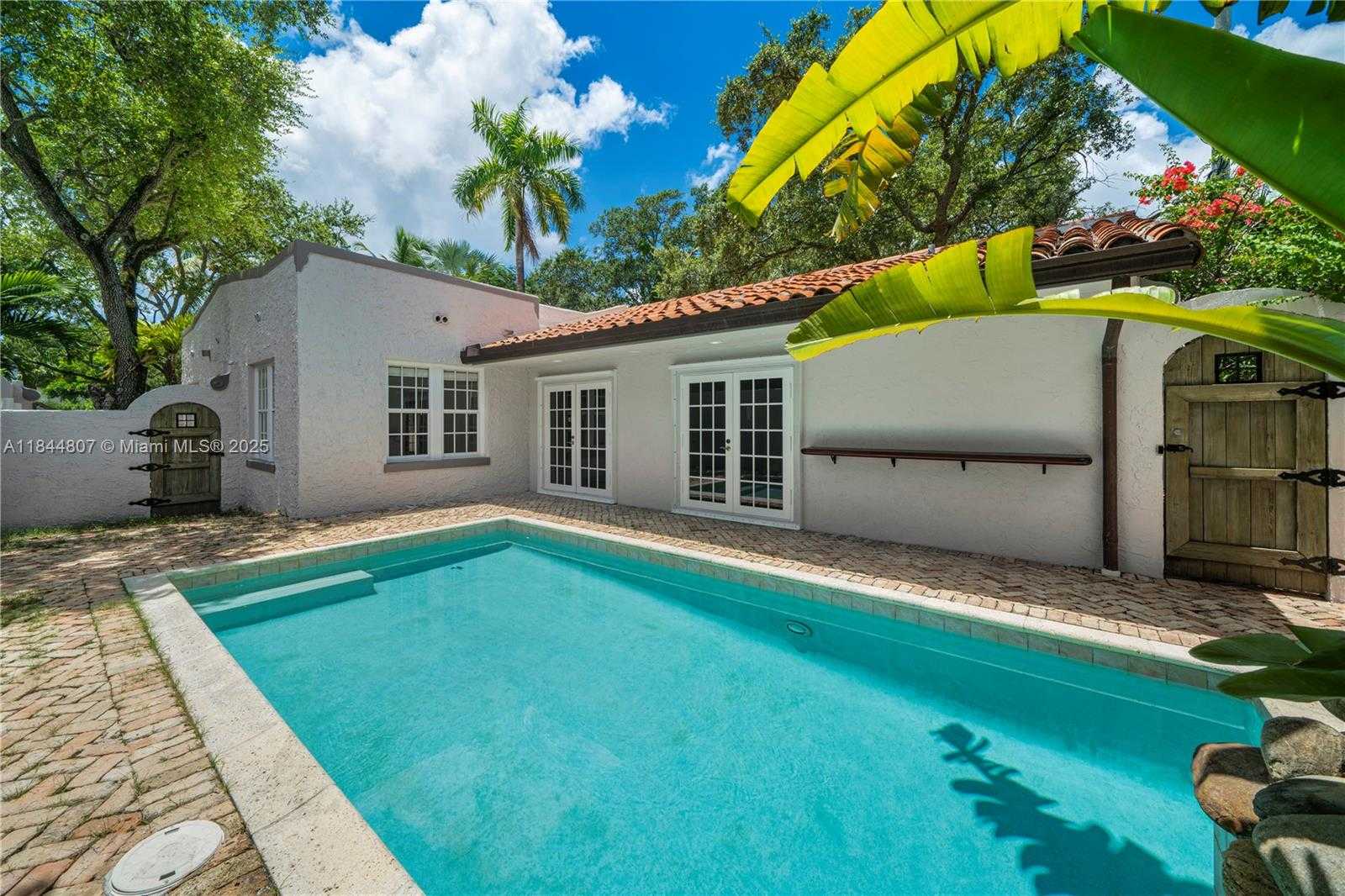 Small Image of 1765 WA KEE NA DR, Miami Number 2