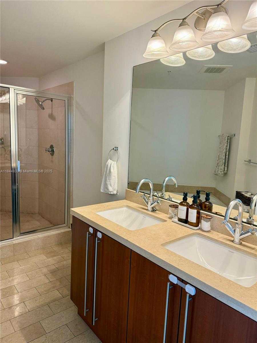Small Image of 79 SOUTH WEST 12TH ST #3207-S, Miami Number 14