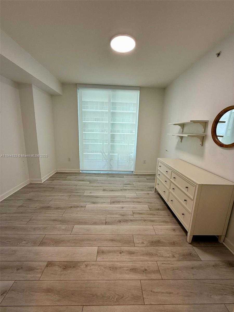 Small Image of 79 SOUTH WEST 12TH ST #3207-S, Miami Number 17