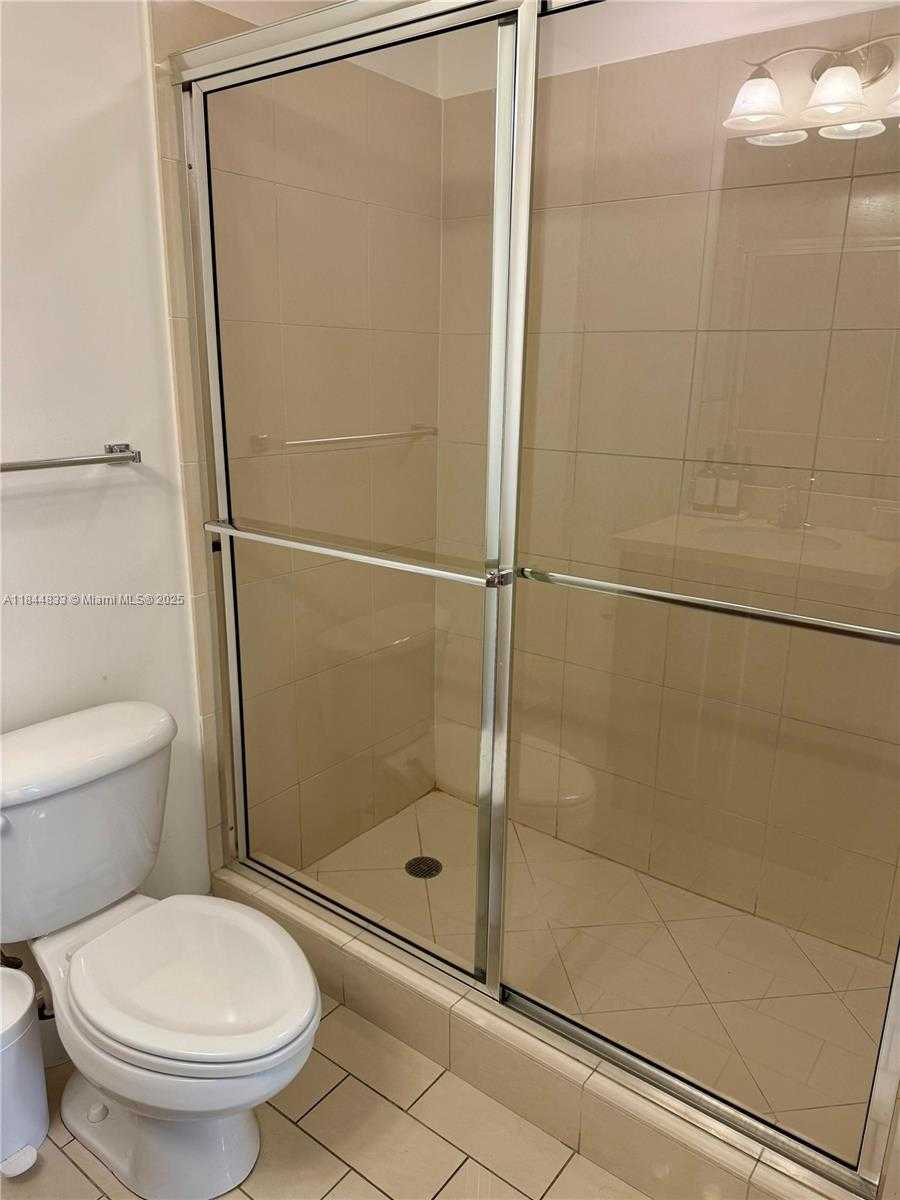 Small Image of 79 SOUTH WEST 12TH ST #3207-S, Miami Number 22