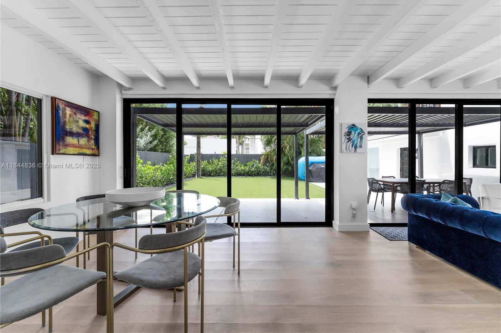 Small Image of 1826 FAIRHAVEN PL, Miami Number 15