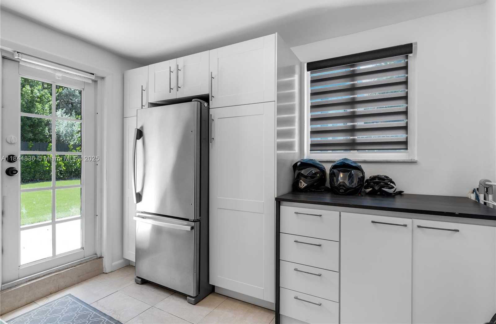 Small Image of 1826 FAIRHAVEN PL, Miami Number 38