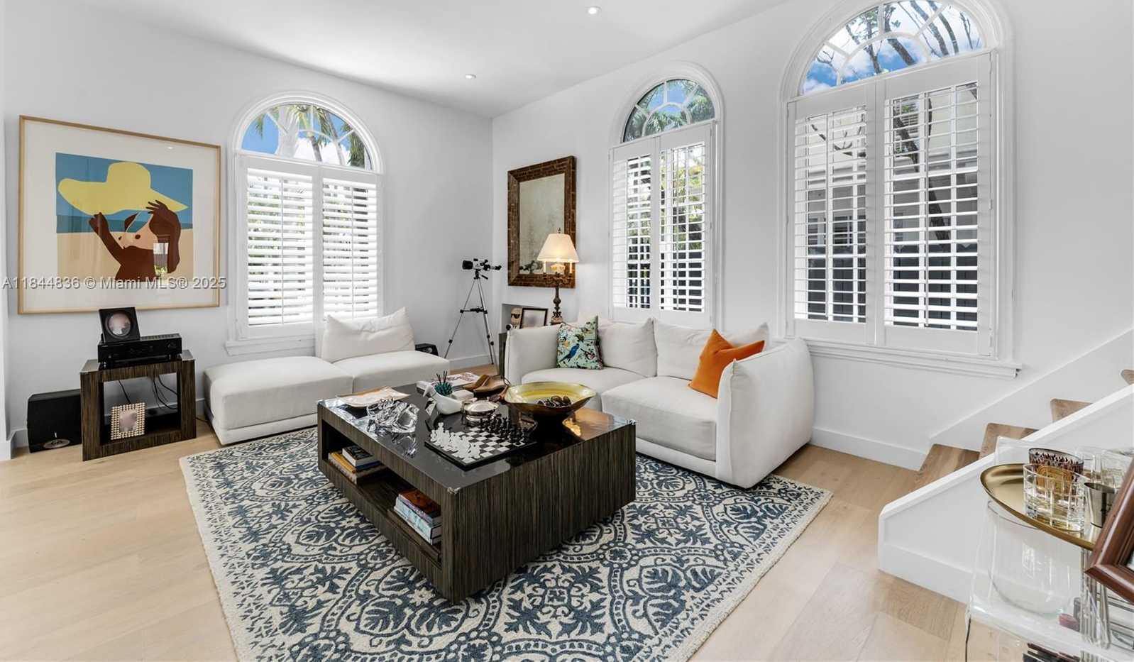 Small Image of 1826 FAIRHAVEN PL, Miami Number 6
