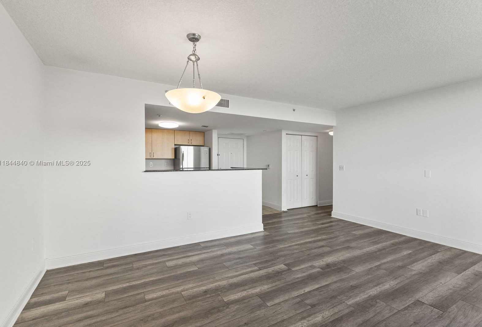 Small Image of 3000 CORAL WAY #1211, Miami Number 3