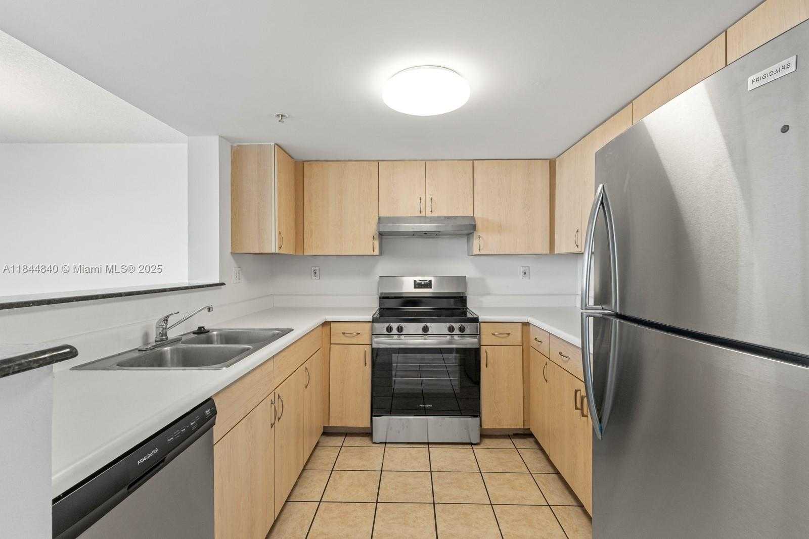 Small Image of 3000 CORAL WAY #1211, Miami Number 4