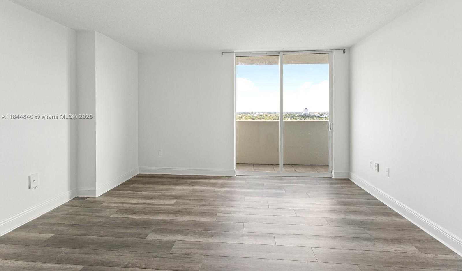 Small Image of 3000 CORAL WAY #1211, Miami Number 8