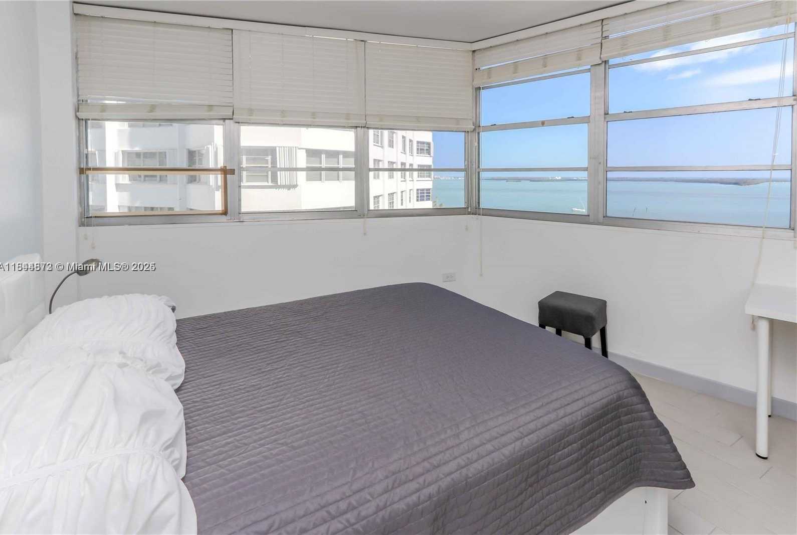 Small Image of 999 BRICKELL BAY DR #1604, Miami Number 14