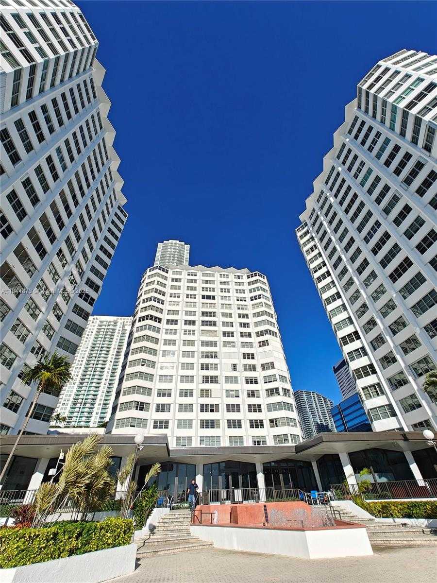 Small Image of 999 BRICKELL BAY DR #1604, Miami Number 16