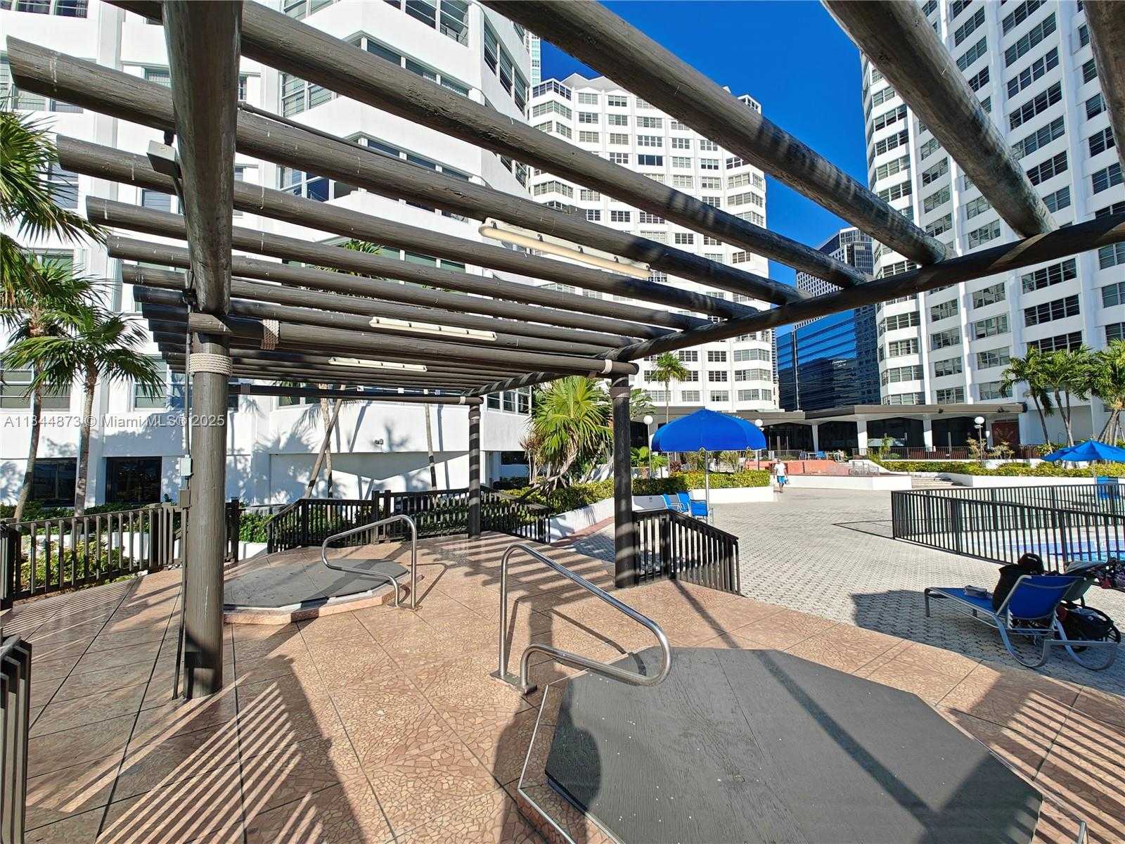 Small Image of 999 BRICKELL BAY DR #1604, Miami Number 19