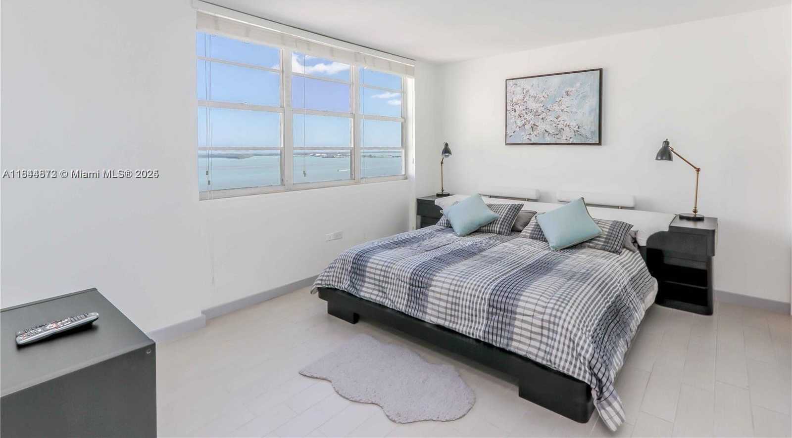 Small Image of 999 BRICKELL BAY DR #1604, Miami Number 9