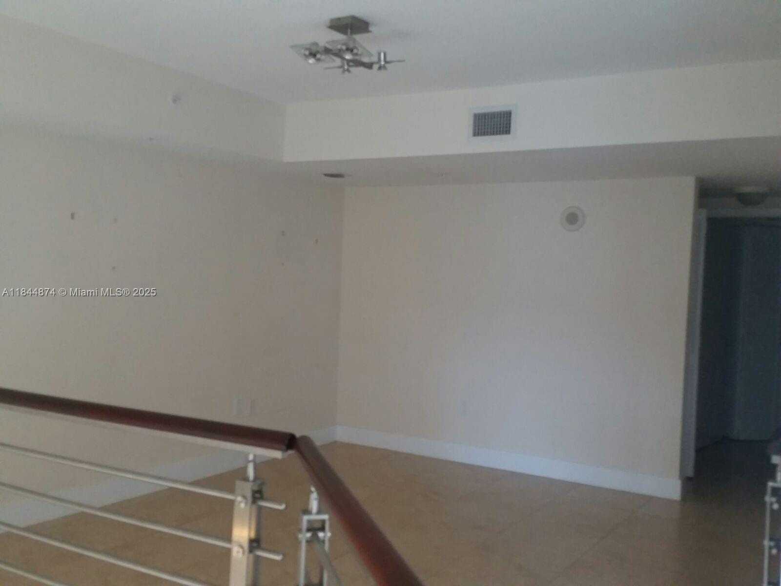 Small Image of 41 SOUTH EAST 5TH ST #1510, Miami Number 14
