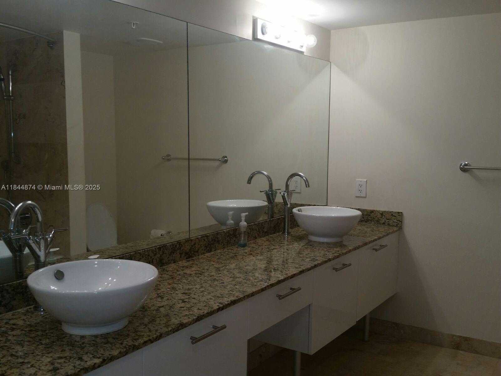 Small Image of 41 SOUTH EAST 5TH ST #1510, Miami Number 18