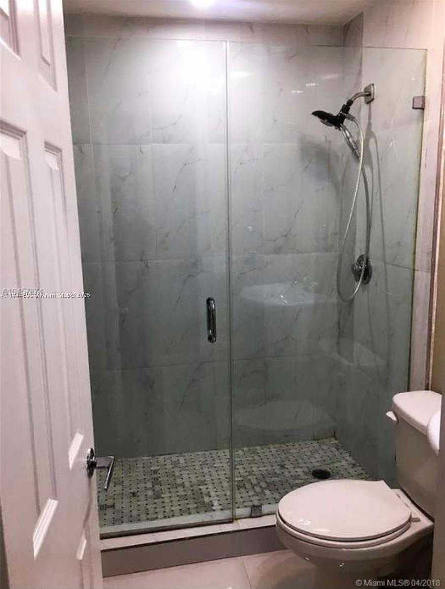 Small Image of 15410 SOUTH WEST 74TH CIR CT #1302, Miami Number 14