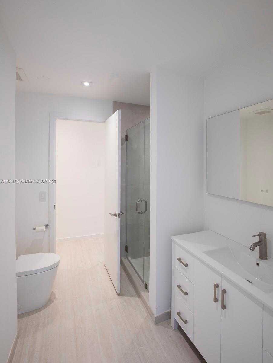 Small Image of 145 SOUTH PROSPECT DR #145, Coral Gables Number 21