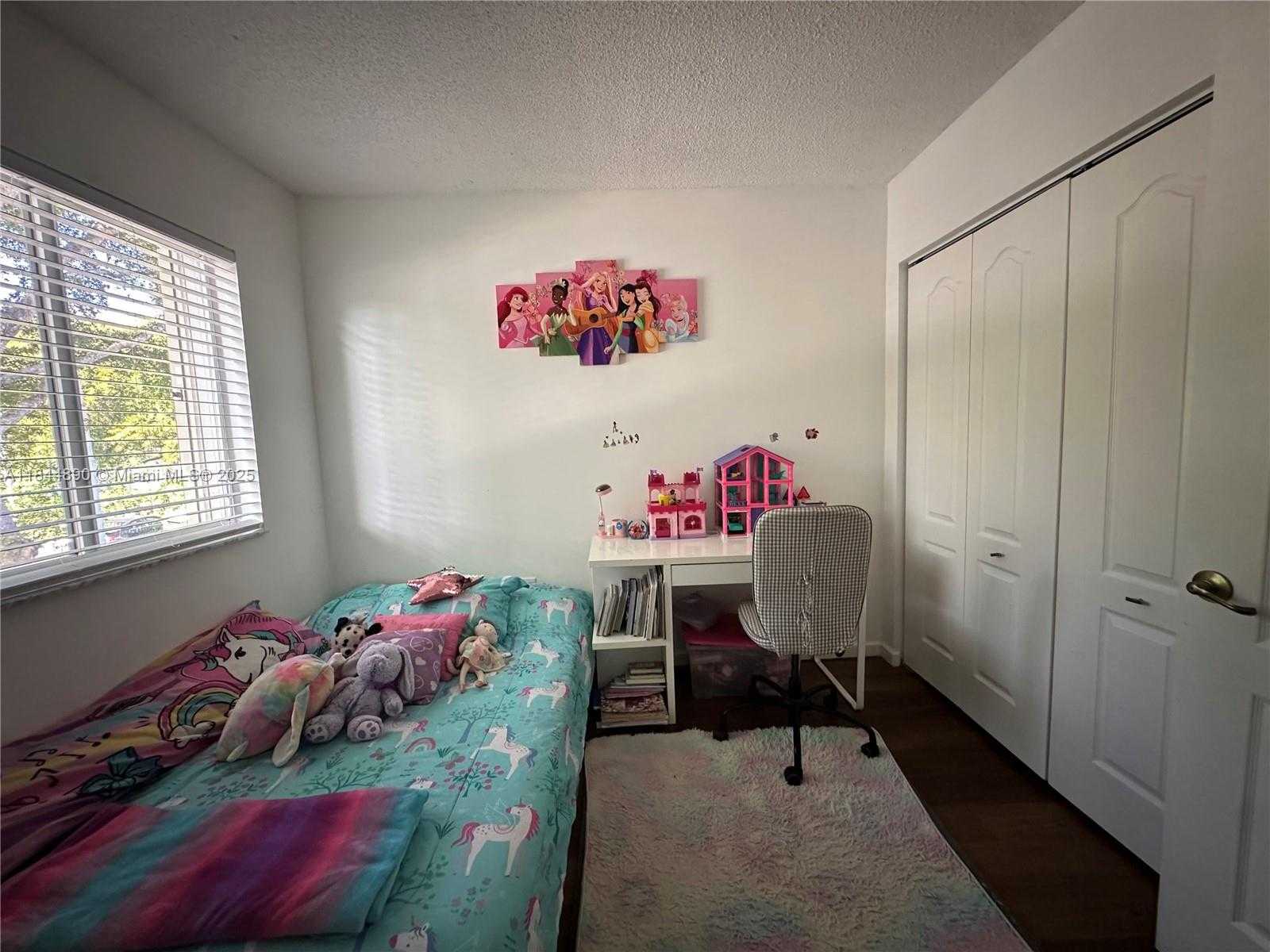 Small Image of 14023 SW 120th Ct, Miami, FL 33186, USA Number 21