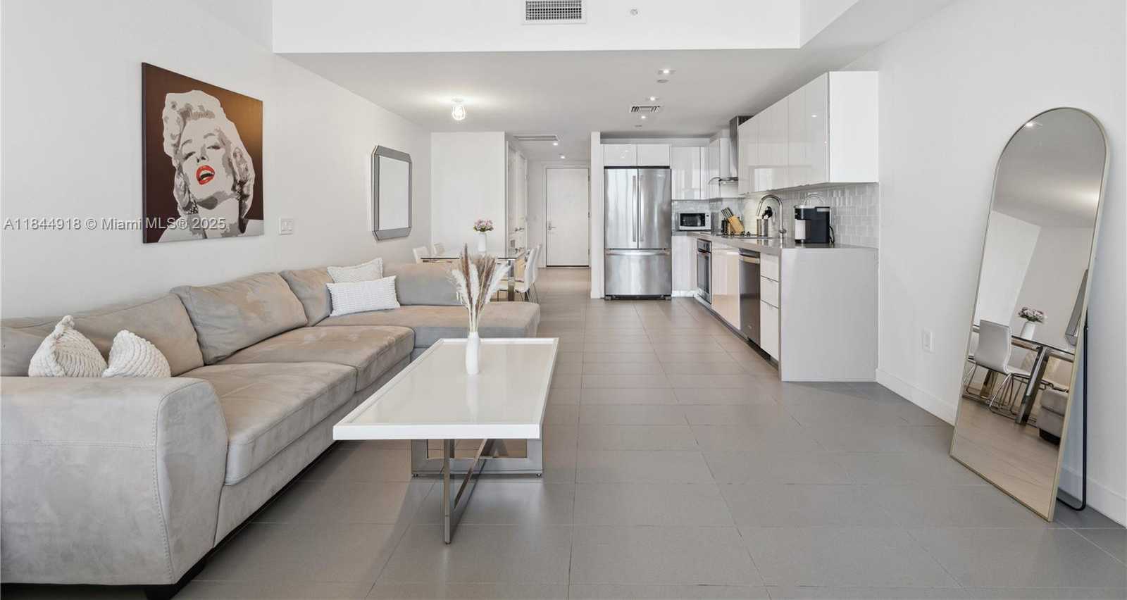 Small Image of 1600 NORTH EAST 1ST AVE #3303, Miami Number 6