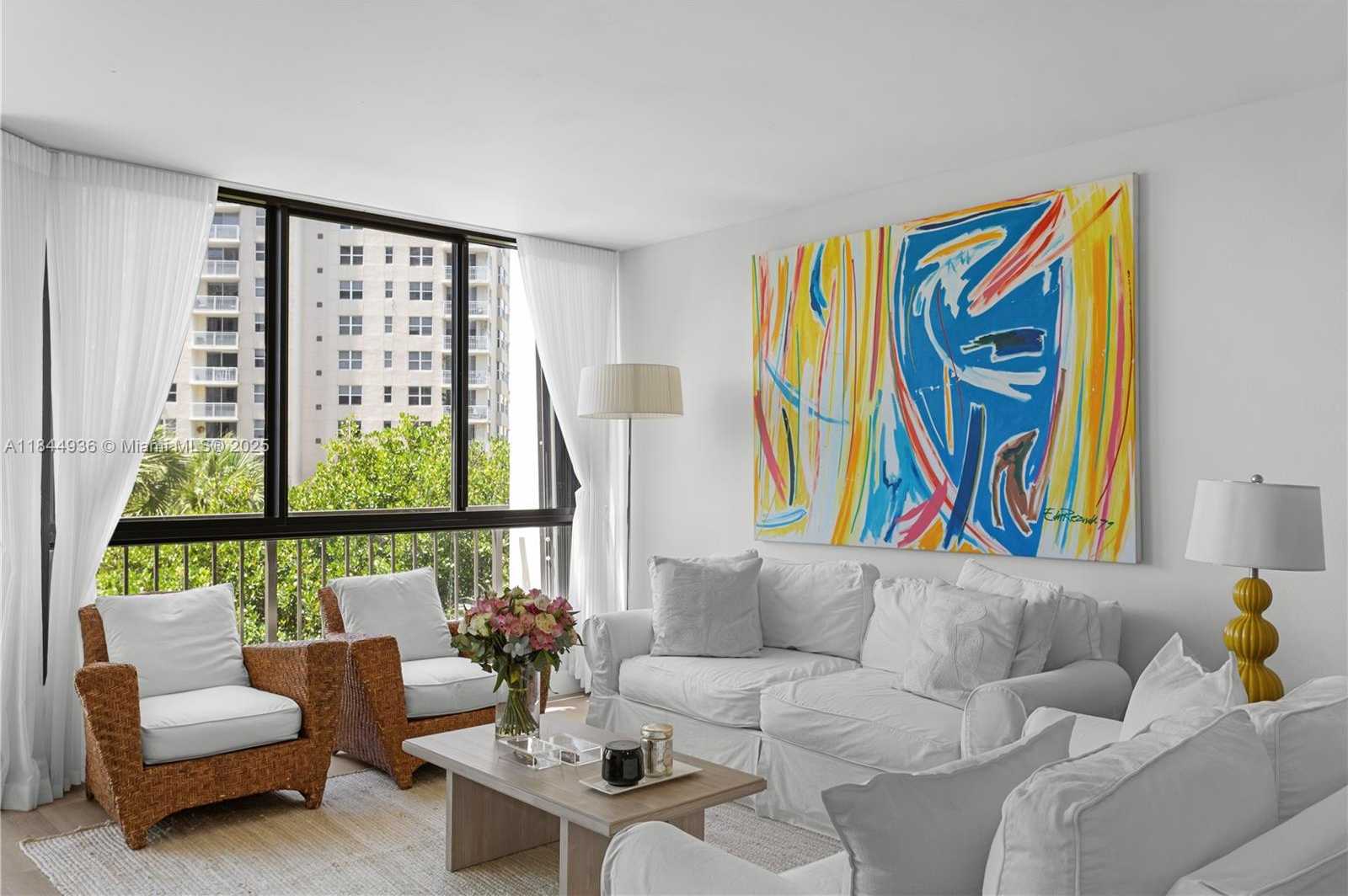 Small Image of 520 BRICKELL KEY DR #A513, Miami Number 3